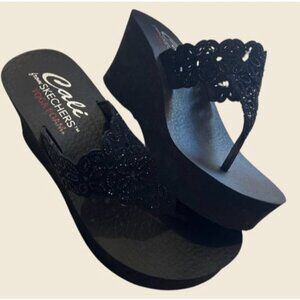 SKECHERS Cali Yoga Foam Padma Flip Flops Size 9.5